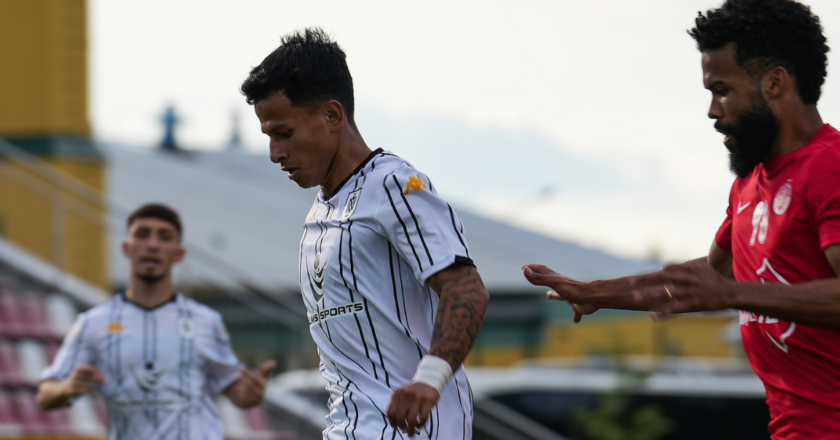 “Neftçi”yə leysan əngəli