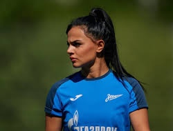 Azərbaycanlı futbolçu Rusiyada turun rəmzi komandasına düşdü