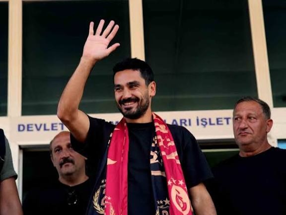 “Qalatasaray”ın futbolçusu böyükhesablı məğlubiyyətdən danışdı