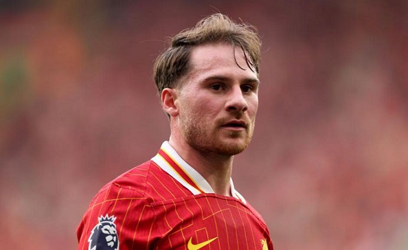 “Ronaldonu dünyanın ən yaxşılarının siyahısında ikinci görürəm”