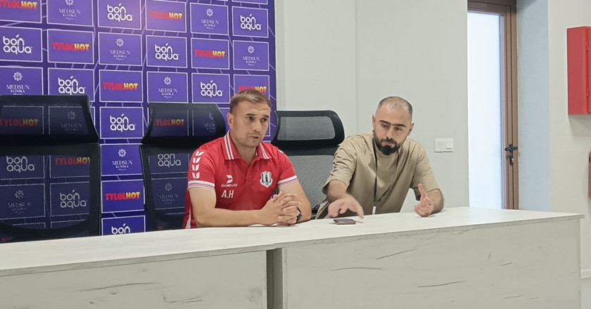 “Oyunçularımla danışıb onlara izah etdim ki…”