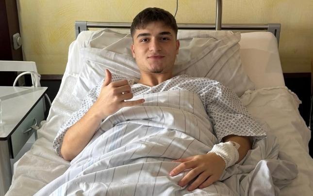 Yığmamızın oyunçusu əməliyyat olundu