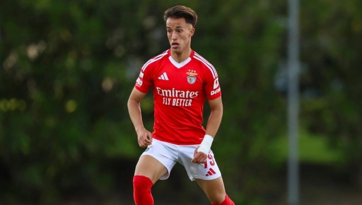 “Qarabağ”ın rəqibi futbolçusu ilə yollarını ayırıb