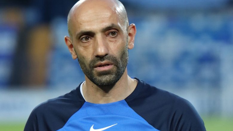 Millinin baş məşqçisi istefa verdiyini açıqlayıb