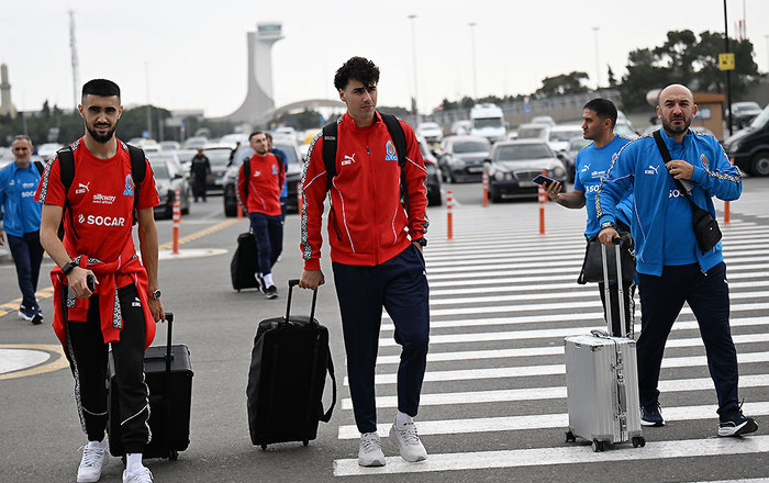 Milli Parisə yollandı – FOTOLAR