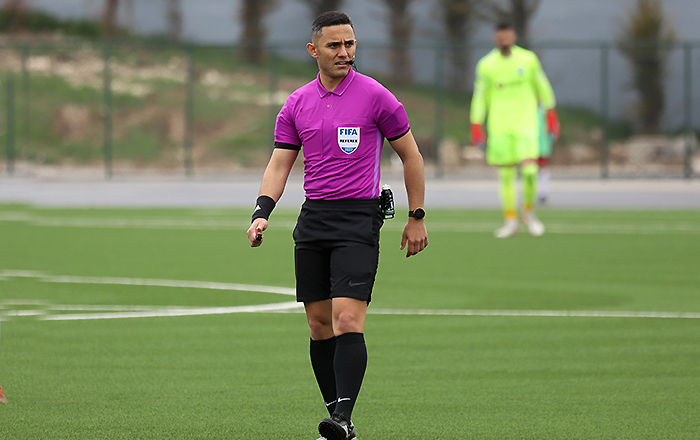 Azərbaycanlı hakim ispanların avrokubok oyununda