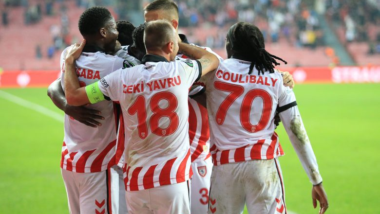 “Samsunspor” Kiyev “Dinamo”sunu darmadağınla yola saldı