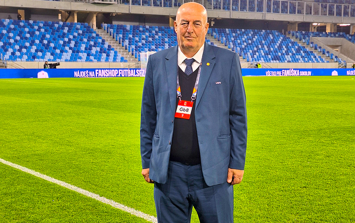 Xudiyev Polşa klubunun oyununda