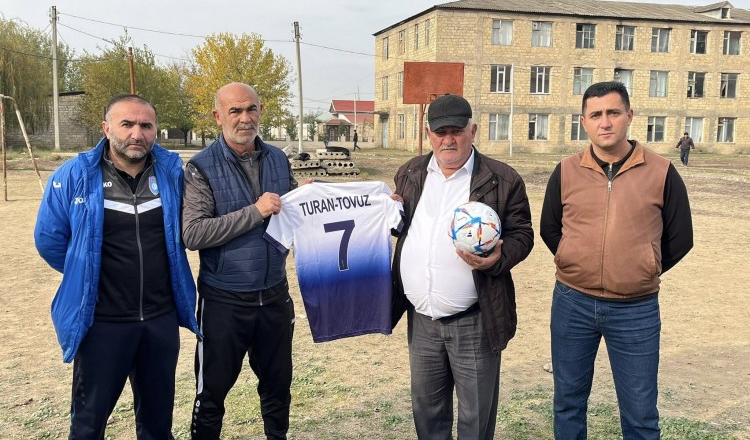“Turan Tovuz”un məşqçiləri kənd məktəbinin qonağı oldu