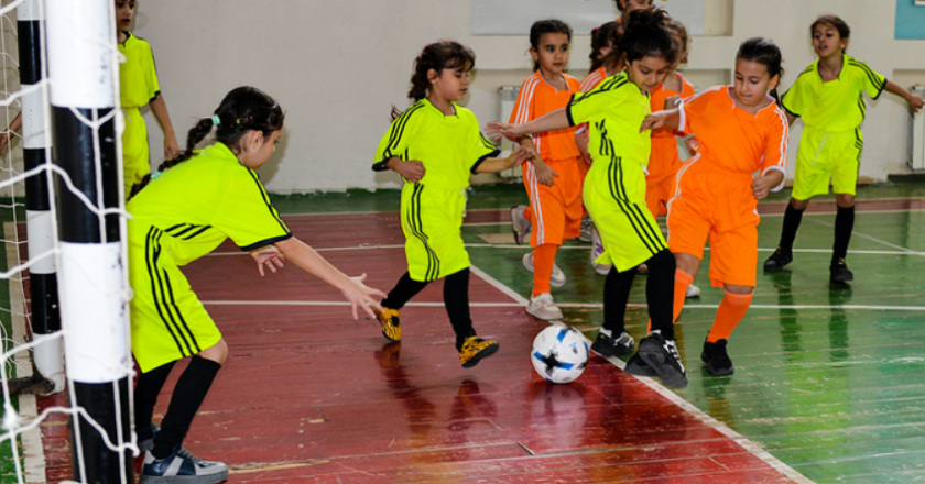 “Məktəbli Qızlar” turnirində növbəti oyunlar keçirildi