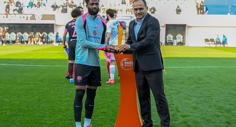 Parris mükafatlandırıldı