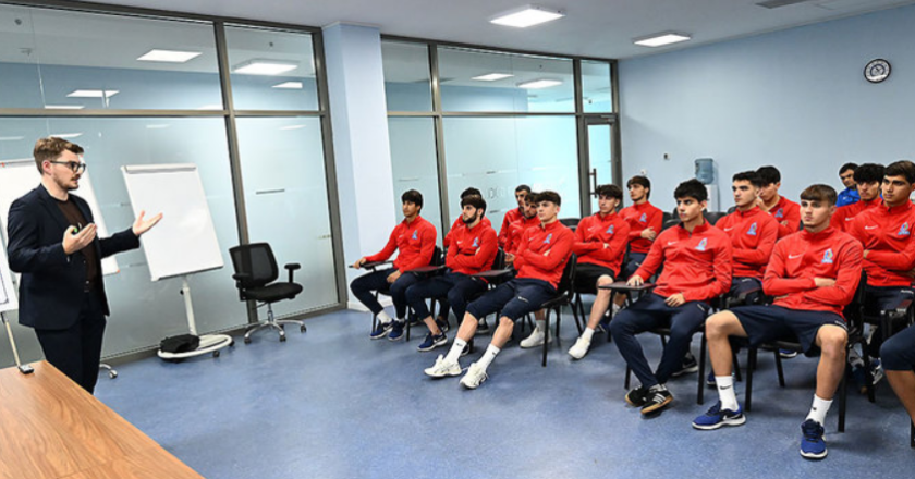 U-19 üçün danışılmış oyunlara qarşı sessiya