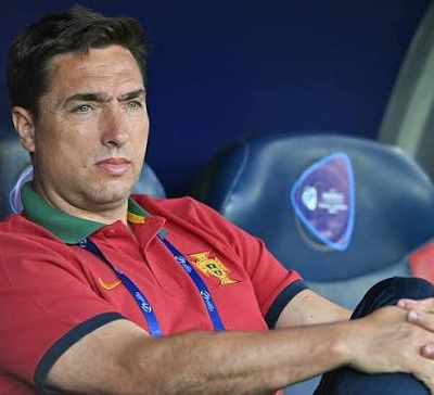 Millinin yeni baş məşqçisi jurnalistlərlə görüşəcək